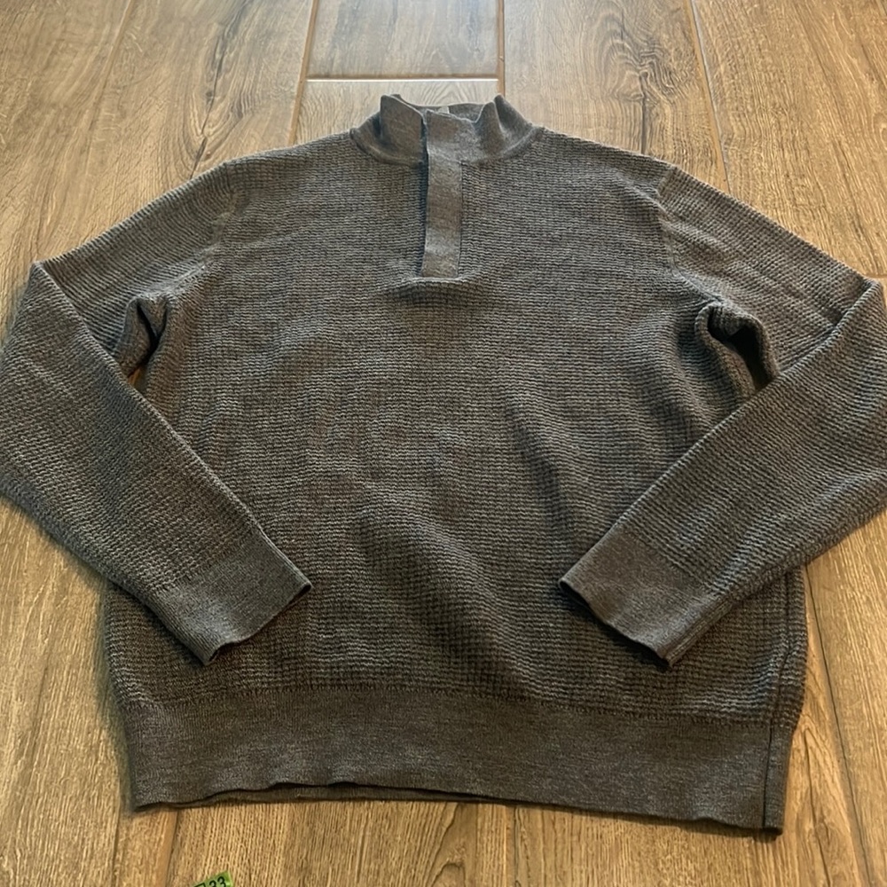 Vineyard vines wool quarter zip
